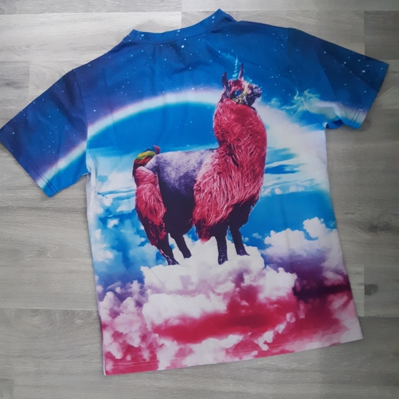 Pair of GUC Novelty T-shirts - Picture 2 of 6